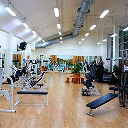 Quality Inn Tripoli Екстер'єр фото